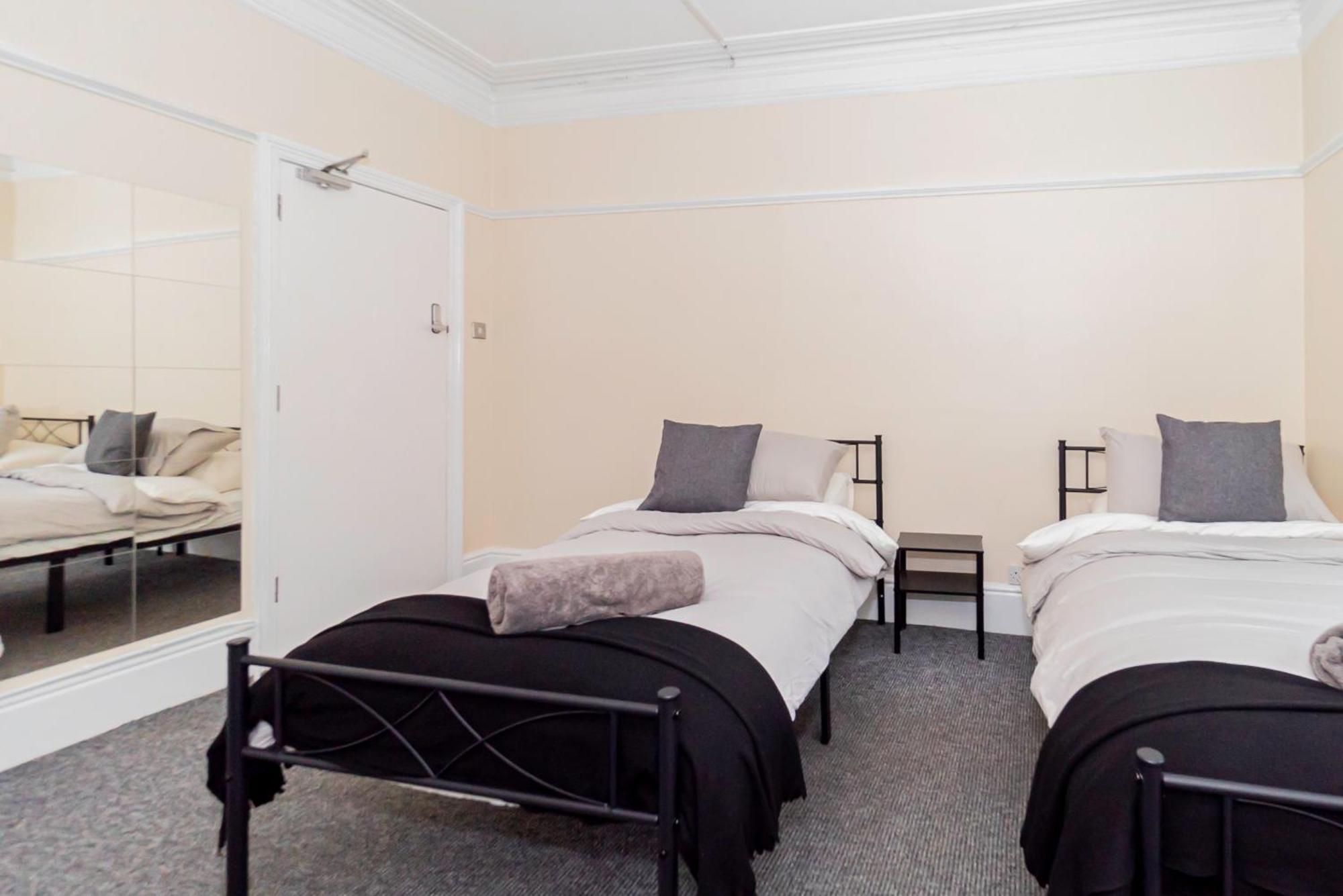 Shirley House 5, Guest House, Self Catering, Self Check In With Smart Locks, Use Of Fully Equipped Kitchen, Close To City Centre, Ideal For Longer Stays And Fawley Contractors Southampton Luaran gambar
