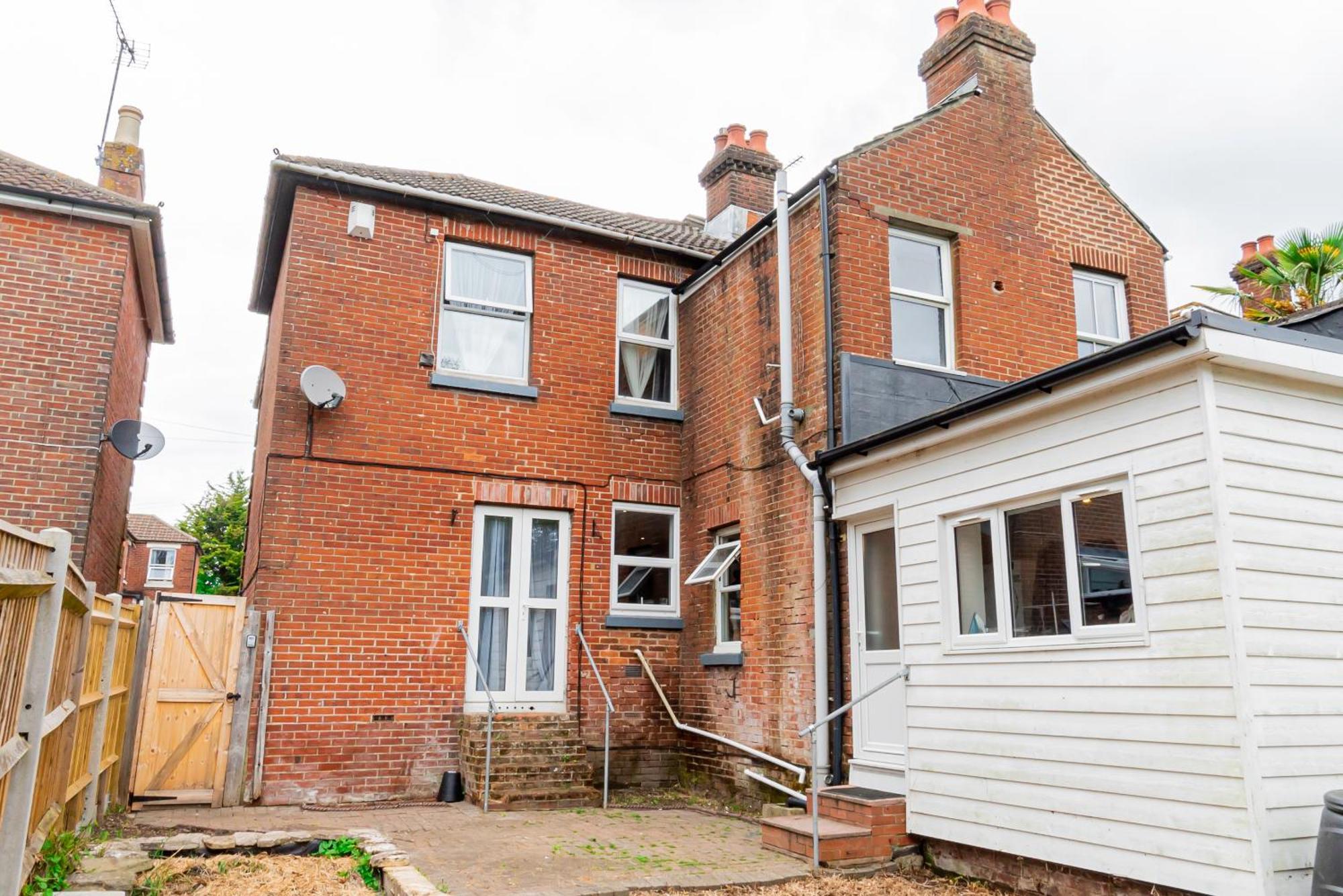 Shirley House 5, Guest House, Self Catering, Self Check In With Smart Locks, Use Of Fully Equipped Kitchen, Close To City Centre, Ideal For Longer Stays And Fawley Contractors Southampton Luaran gambar